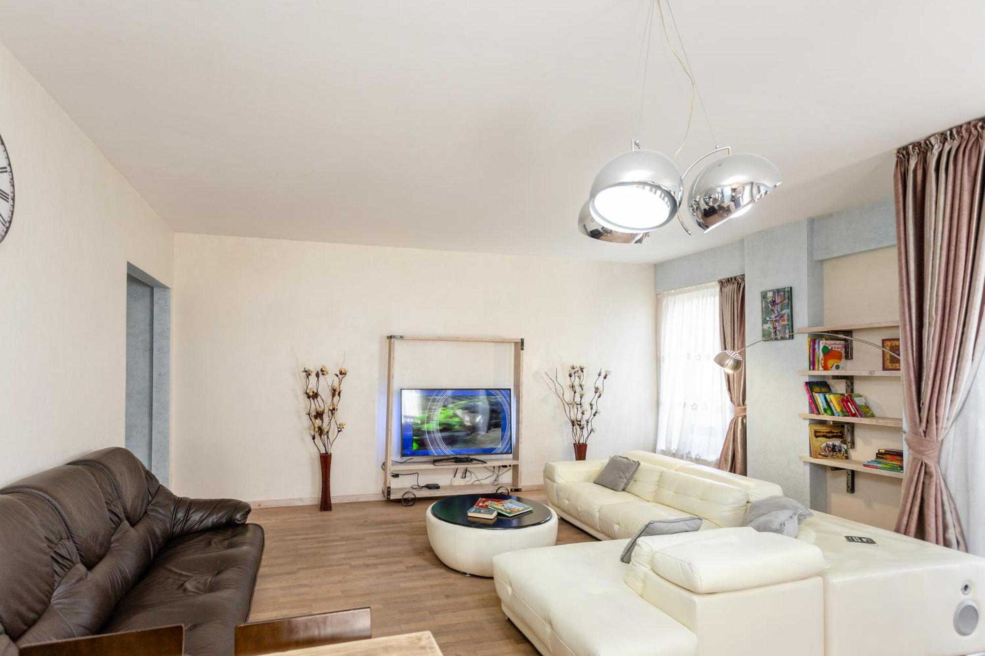 Serviced Apartment On Rustaveli Avenue 9 Tbilisi Exterior foto